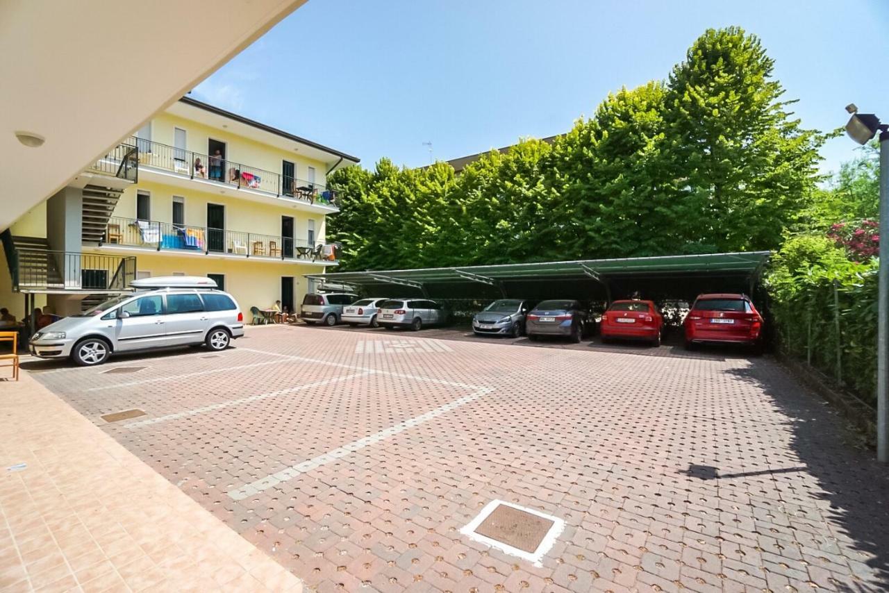 Condominio Brionetta Bibione Luaran gambar