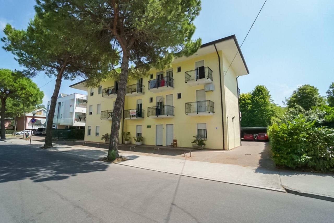 Condominio Brionetta Bibione Luaran gambar
