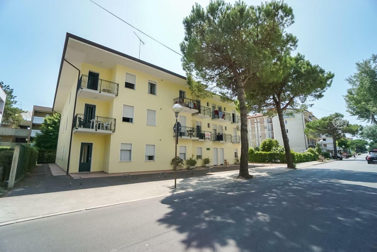 Condominio Brionetta Bibione Luaran gambar